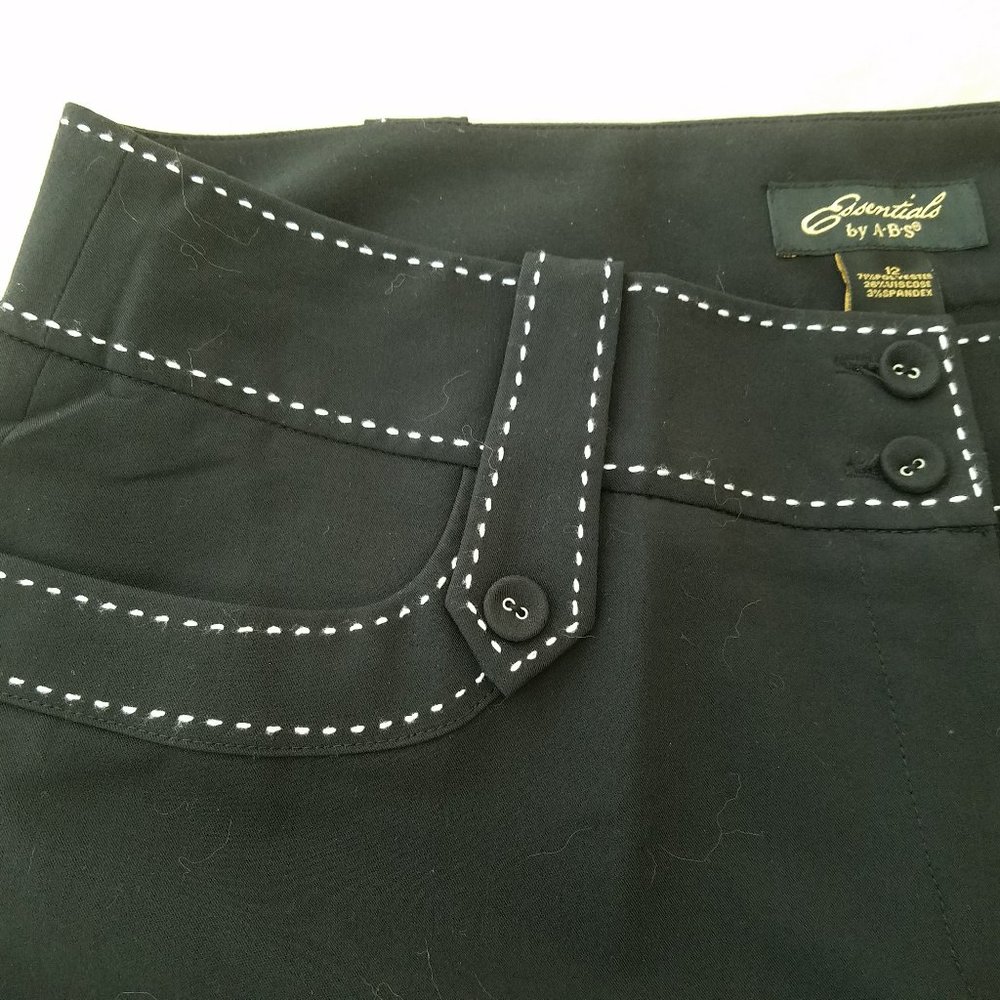 BLACK DRESS PANTS WITH BEAUTIFUL STITCHING SIZE 12